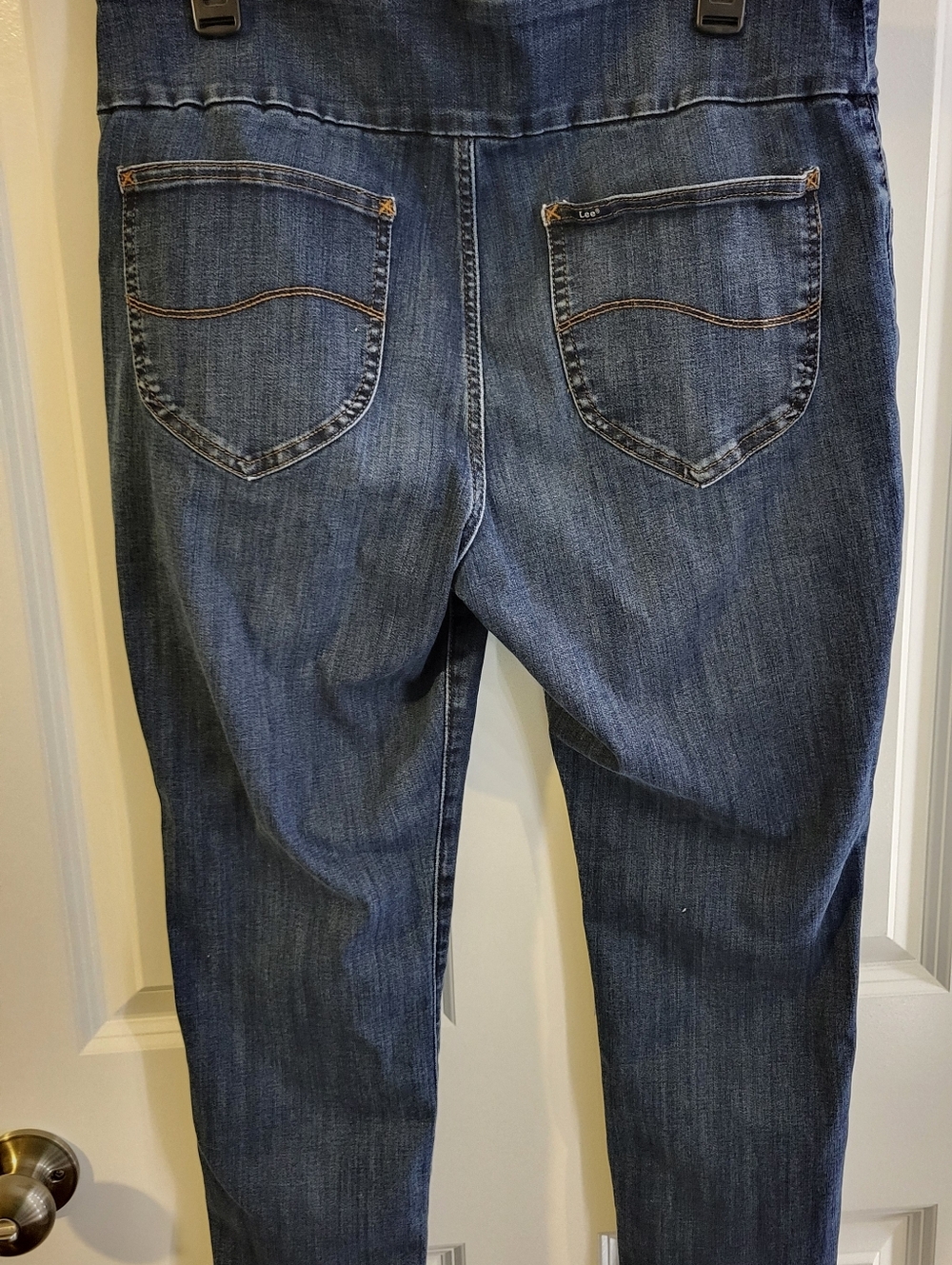 Lee Slim Fit Midrise Skinny Leg Jeans - Picture 2 of 7